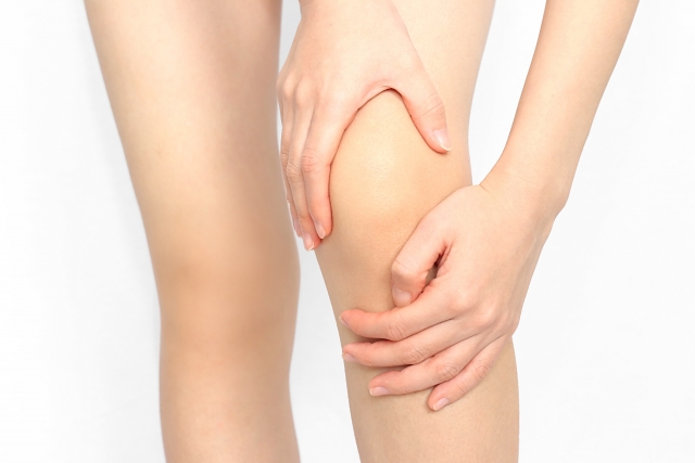 女性の膝痛